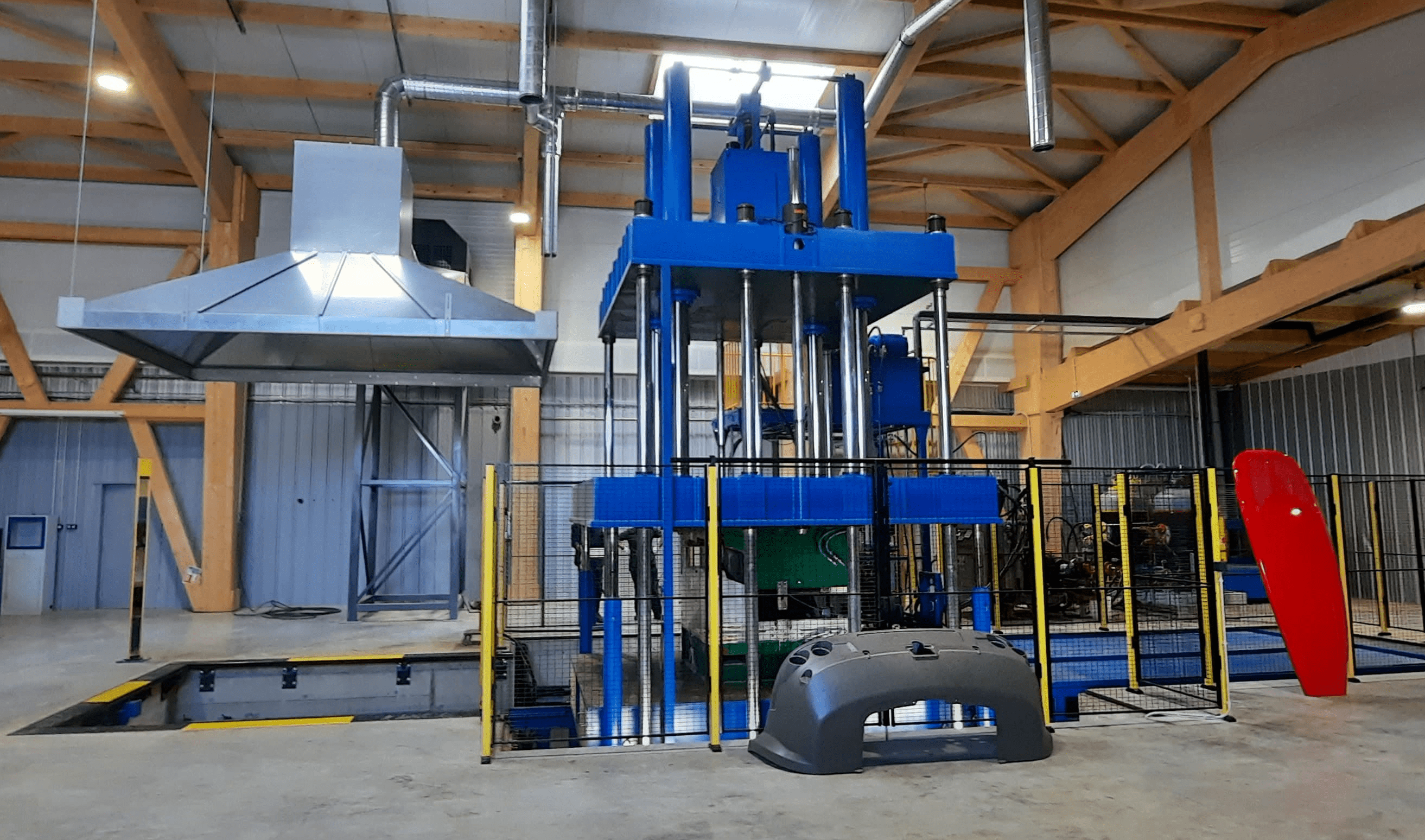 On-site assistance refurbishment compression molding press